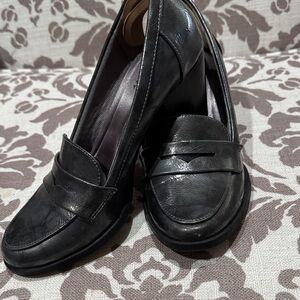 Life Stride Gray  Leather Penny Loafers